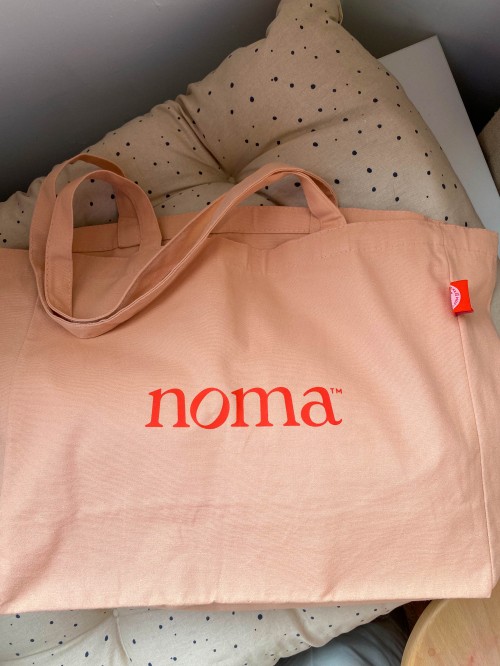 Нома чанта - бледо розово