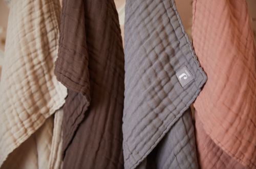 Blanket cot wrinkled cotton 120x120cm - chestnut